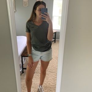 Women’s Nike dri fit v neck active workout top